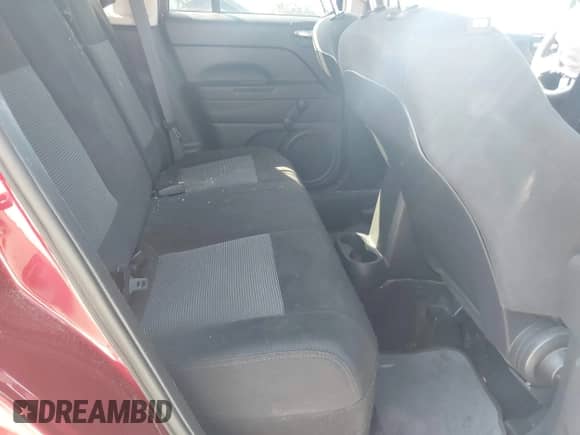2017 Jeep Compass Sport с VIN 1C4NJCBA7HD119548, выставлен на аукционе IAAI как лот 42586037 с пробегом 93 529 миль миль и . История ставок и продаж доступна на DreamBid. Изображение 8.