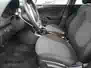 2014 Hyundai Accent GS z VIN KMHCT5AE6EU177501, wystawiony jako Copart lot #84921615 z przebiegiem 65 930 mil mil oraz Szkoda całkowita • Salvage title. Historia ofert i sprzedaży dostępna na DreamBid. Obrazek 7.