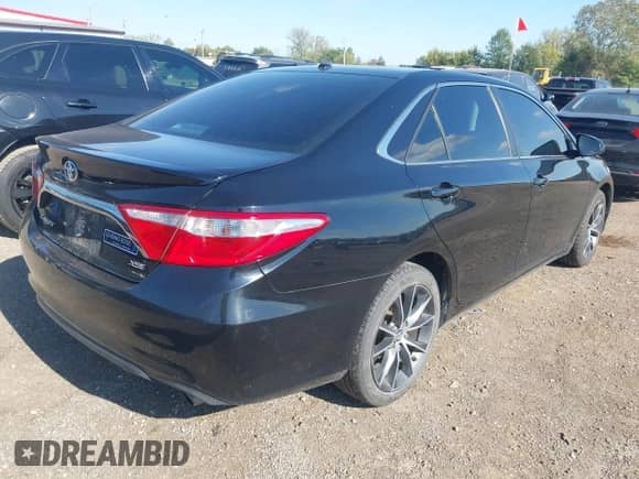 2017 Toyota Camry SE with VIN 4T1BF1FKXHU623552, listed as a IAAI auction lot 43420135 with 182,938 mi miles and . Bid and sale history available at DreamBid. Image 4.