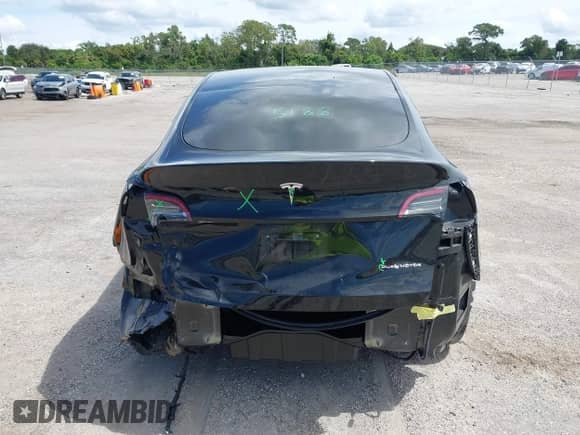 2021 Tesla Model Y Long Range с VIN 5YJYGAEE8MF207493, выставлен на аукционе IAAI как лот 43261396 с пробегом 49 440 миль миль и . История ставок и продаж доступна на DreamBid. Изображение 6.