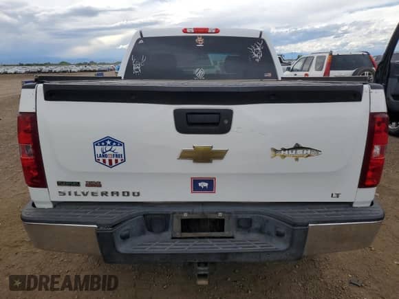 2011 Chevrolet Silverado 1500 LT z VIN 3GCPKSE3XBG408222, wystawiony jako Copart lot #81427505 z przebiegiem 171 280 mil mil oraz Szkoda całkowita • Salvage title. Historia ofert i sprzedaży dostępna na DreamBid. Obrazek 6.