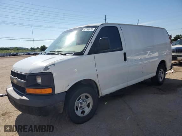 2007 Chevrolet Express Cargo with VIN 1GCFG15X571120155, listed as a Copart auction lot 60756575 with 209,938 mi miles and Non repairable. Bid and sale history available at DreamBid. Image 1.