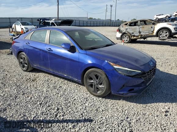 2022 Hyundai Elantra SEL with VIN KMHLS4AG4NU217184, listed as a Copart auction lot 71467345 with 45,795 mi miles and Salvage title. Bid and sale history available at DreamBid. Image 4.