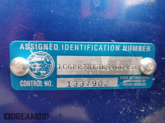 2014 Ram 1500 Sport z VIN 1C6RR7HT8ES460451, wystawiony jako Copart lot #84256465 z przebiegiem 109 085 mil mil oraz Szkoda całkowita • Salvage title. Historia ofert i sprzedaży dostępna na DreamBid. Obrazek 12.
