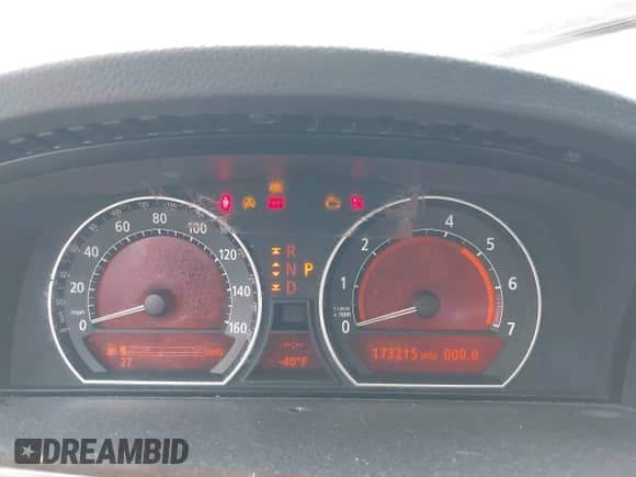 2005 BMW 7 Series 745i с VIN WBAGL63545DP75723, выставлен на аукционе IAAI как лот 42795242 с пробегом 173 215 миль миль и . История ставок и продаж доступна на DreamBid. Изображение 7.