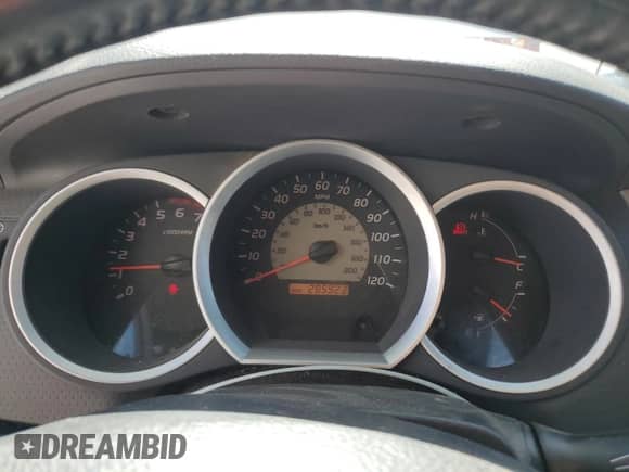 2005 Toyota Tacoma с VIN 5TEUU42N25Z144596, выставлен на аукционе Copart как лот 69295985 с пробегом 285 923 миль миль и Списание • Salvage title. История ставок и продаж доступна на DreamBid. Изображение 9.