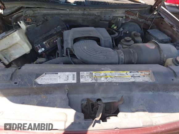 2001 Ford F-150 XL z VIN 1FTRX17L21NA41582, wystawiony jako IAAI lot #42901551 z przebiegiem Nie podano mil oraz . Historia ofert i sprzedaży dostępna na DreamBid. Obrazek 10.