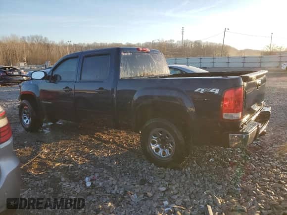 2008 GMC Sierra 1500 SL with VIN 2GTEK13C081238362, listed as a Copart auction lot 46666345 with 329,672 mi miles and Non repairable. Bid and sale history available at DreamBid. Image 2.