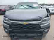 2022 Chevrolet Colorado 2WD LT z VIN 1GCGSCEA7N1293649, wystawiony jako IAAI lot #41257494 z przebiegiem 110 905 mil mil oraz . Historia ofert i sprzedaży dostępna na DreamBid. Obrazek 12.