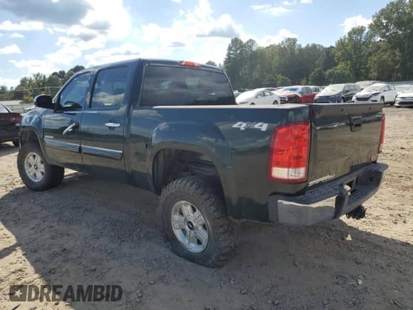 2013 GMC Sierra 1500 SLT z VIN 3GTP2WE70DG205210, wystawiony jako Copart lot #84760115 z przebiegiem 174 491 mil mil oraz Szkoda całkowita • Salvage title. Historia ofert i sprzedaży dostępna na DreamBid. Obrazek 2.