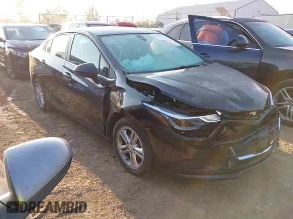 2018 Chevrolet Cruze LT с VIN 1G1BE5SM0J7166981, выставлен на аукционе IAAI как лот 43251927 с пробегом 102 784 миль миль и . История ставок и продаж доступна на DreamBid. Изображение 1.