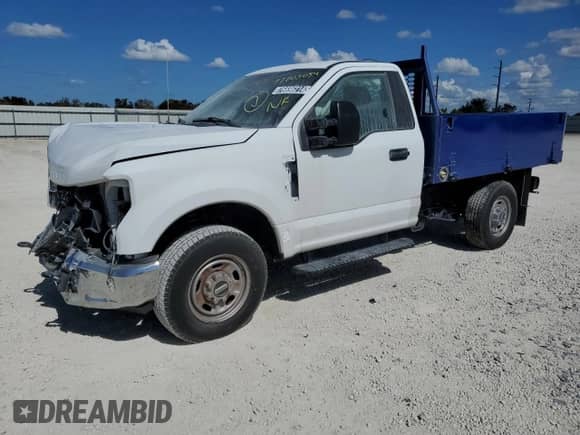 2022 Ford F-250 XL with VIN 1FDBF2A61NEG05740, listed as a Copart auction lot 76696214 with Not provided miles and Clean title. Bid and sale history available at DreamBid. Image 1.