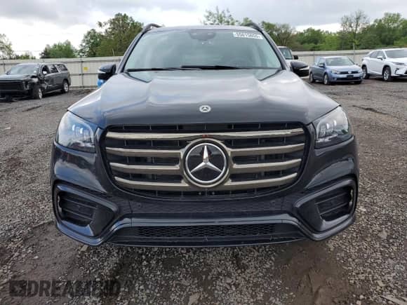 2024 Mercedes-Benz GLS 580 z VIN 4JGFF8FE2RB208453, wystawiony jako Copart lot #55015655 z przebiegiem 10 275 mil mil oraz Szkoda całkowita • Salvage title. Historia ofert i sprzedaży dostępna na DreamBid. Obrazek 5.