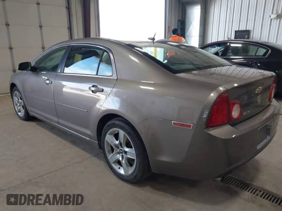 2010 Chevrolet Malibu 1LT с VIN 1G1ZC5EB0AF130793, выставлен на аукционе IAAI как лот 43018379 с пробегом 75 932 миль миль и . История ставок и продаж доступна на DreamBid. Изображение 3.