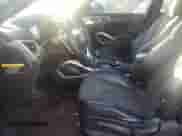 2013 Hyundai Veloster w/Gray Int z VIN KMHTC6AD9DU118115, wystawiony jako Copart lot #90233175 z przebiegiem 143 028 mil mil oraz Czysty tytuł • Clean title. Historia ofert i sprzedaży dostępna na DreamBid. Obrazek 7.