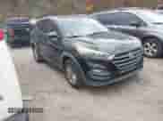 2016 Hyundai Tucson SE z VIN KM8J33A42GU091981, wystawiony jako IAAI lot #43533689 z przebiegiem 166 062 mil mil oraz . Historia ofert i sprzedaży dostępna na DreamBid. Obrazek 1.