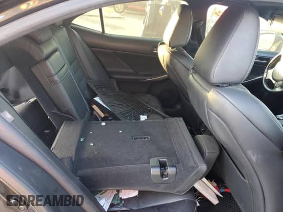 2017 Lexus IS 350 с VIN JTHBE1D27H5030444, выставлен на аукционе Copart как лот 88702055 с пробегом 160 405 миль миль и Списание • Salvage title. История ставок и продаж доступна на DreamBid. Изображение 10.