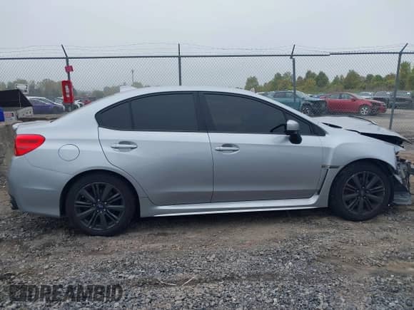 2016 Subaru WRX z VIN JF1VA1B69G9821815, wystawiony jako IAAI lot #43325803 z przebiegiem 87 548 mil mil oraz . Historia ofert i sprzedaży dostępna na DreamBid. Obrazek 13.