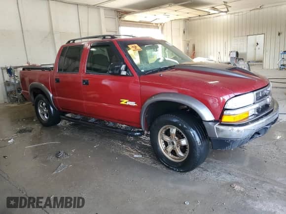 2004 Chevrolet S-10 LS z VIN 1GCDT13X04K127820, wystawiony jako Copart lot #80686315 z przebiegiem 114 224 mil mil oraz Nie do naprawy • Non repairable. Historia ofert i sprzedaży dostępna na DreamBid. Obrazek 4.