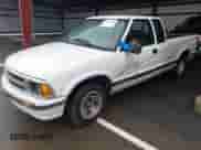 1996 Chevrolet S-10 LS с VIN 1GCCS19X3T8116764, выставлен на аукционе IAAI как лот 43436564 с пробегом 154 196 миль миль и . История ставок и продаж доступна на DreamBid. Изображение 2.