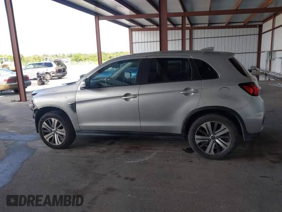 2021 Mitsubishi Outlander SE z VIN JA4APVAU3MU018046, wystawiony jako IAAI lot #43269861 z przebiegiem 80 820 mil mil oraz . Historia ofert i sprzedaży dostępna na DreamBid. Obrazek 14.