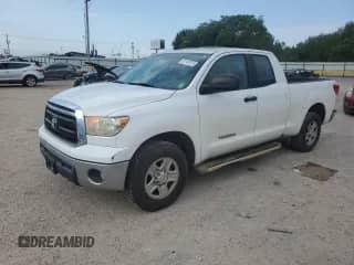 2011 Toyota Tundra с VIN 5TFRM5F16BX021924, выставлен на аукционе Copart как лот 81145775 с пробегом 220 027 миль миль и Чистый • Clean title. История ставок и продаж доступна на DreamBid. Изображение 1.