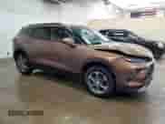 2023 Chevrolet Blazer LT z VIN 3GNKBHR47PS223489, wystawiony jako Copart lot #80429565 z przebiegiem 45 169 mil mil oraz Czysty tytuł • Clean title. Historia ofert i sprzedaży dostępna na DreamBid. Obrazek 4.