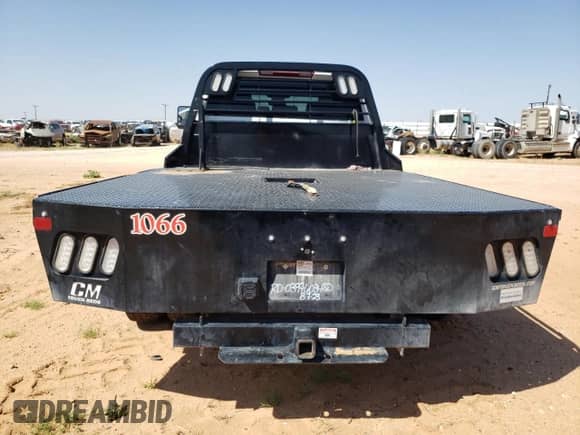 2024 Chevrolet Silverado 3500HD Work Truck с VIN 1GB4YSEY3RF195403, выставлен на аукционе Copart как лот 57984544 с пробегом Не указан миль и Списание • Salvage title. История ставок и продаж доступна на DreamBid. Изображение 6.