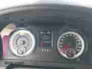 2014 Ram 1500 Express z VIN 1C6RR7KT2ES463239, wystawiony jako IAAI lot #42632774 z przebiegiem 116 419 mil mil oraz . Historia ofert i sprzedaży dostępna na DreamBid. Obrazek 7.