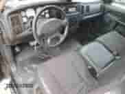 2003 Dodge 1500 ST z VIN 1D7HA16D53J583461, wystawiony jako Copart lot #71570794 z przebiegiem 388 952 mil mil oraz Szkoda całkowita • Salvage title. Historia ofert i sprzedaży dostępna na DreamBid. Obrazek 8.