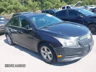 2015 Chevrolet Cruze LT с VIN 1G1PC5SB8F7178975, выставлен на аукционе IAAI как лот 43328373 с пробегом 168 495 миль миль и . История ставок и продаж доступна на DreamBid. Изображение 1.