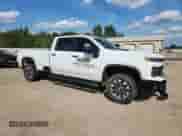 2024 Chevrolet Silverado 2500HD Custom с VIN 1GC4YME77RF231625, выставлен на аукционе Copart как лот 69311755 с пробегом 61 611 миль миль и Списание • Salvage title. История ставок и продаж доступна на DreamBid. Изображение 4.