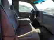 2000 Chevrolet Silverado 1500 LS with VIN 1GCEC14T3YE281264, listed as a Copart auction lot 42632875 with 209,374 mi miles and Salvage title. Bid and sale history available at DreamBid. Image 10.