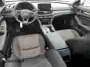 2022 Honda Accord с VIN 1HGCV3F10NA000468, выставлен на аукционе Copart как лот 68996905 с пробегом 47 273 миль миль и Списание • Salvage title. История ставок и продаж доступна на DreamBid. Изображение 8.