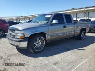 1999 Chevrolet Silverado 1500 с VIN 1GCEC19T3XZ137309, выставлен на аукционе Copart как лот 84949485 с пробегом 179 759 миль миль и Списание • Salvage title. История ставок и продаж доступна на DreamBid. Изображение 1.