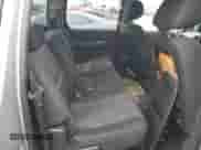 2010 GMC Sierra 1500 SL z VIN 3GTRCUEA7AG292220, wystawiony jako Copart lot #85700414 z przebiegiem 178 290 mil mil oraz Czysty tytuł • Clean title. Historia ofert i sprzedaży dostępna na DreamBid. Obrazek 10.