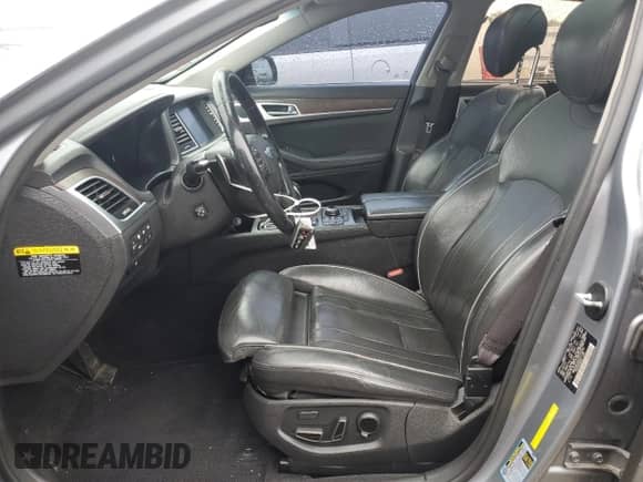 2015 Hyundai Genesis 3.8L z VIN KMHGN4JE6FU072870, wystawiony jako Copart lot #61078504 z przebiegiem 75 270 mil mil oraz Szkoda całkowita • Salvage title. Historia ofert i sprzedaży dostępna na DreamBid. Obrazek 7.