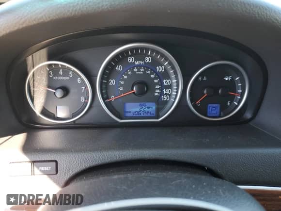 2011 Hyundai Veracruz GLS z VIN KM8NU4CC8BU169956, wystawiony jako Copart lot #85145755 z przebiegiem 106 744 mil mil oraz Szkoda całkowita • Salvage title. Historia ofert i sprzedaży dostępna na DreamBid. Obrazek 9.