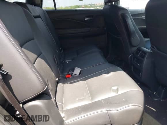 2021 Honda Pilot EX-L with VIN 5FNYF6H57MB044251, listed as a IAAI auction lot 42821959 with 53,645 mi miles and . Bid and sale history available at DreamBid. Image 8.