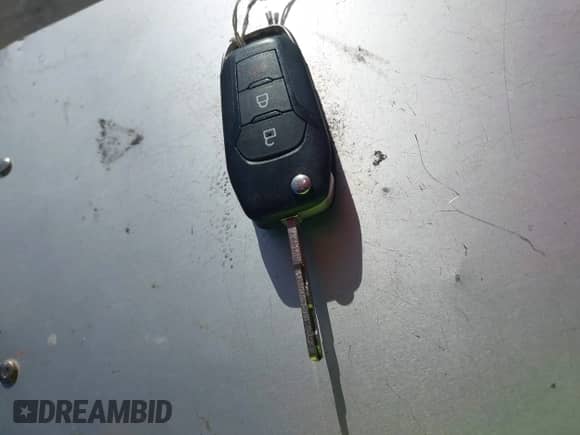 2019 Ford F-150 XL с VIN 1FTEW1E50KFC43094, выставлен на аукционе IAAI как лот 43562811 с пробегом 71 867 миль миль и . История ставок и продаж доступна на DreamBid. Изображение 11.