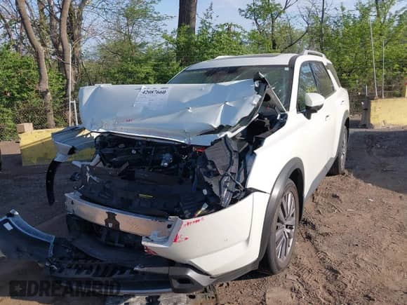 2023 Nissan Pathfinder SL with VIN 5N1DR3CD1PC208061, listed as a IAAI auction lot 42087660 with 37,018 mi miles and . Bid and sale history available at DreamBid. Image 18.