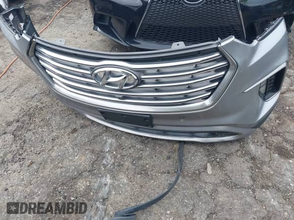 2018 Hyundai Santa Fe Limited Ultimate z VIN KM8SR4HF1JU268110, wystawiony jako IAAI lot #40461260 z przebiegiem 123 031 mil mil oraz . Historia ofert i sprzedaży dostępna na DreamBid. Obrazek 12.