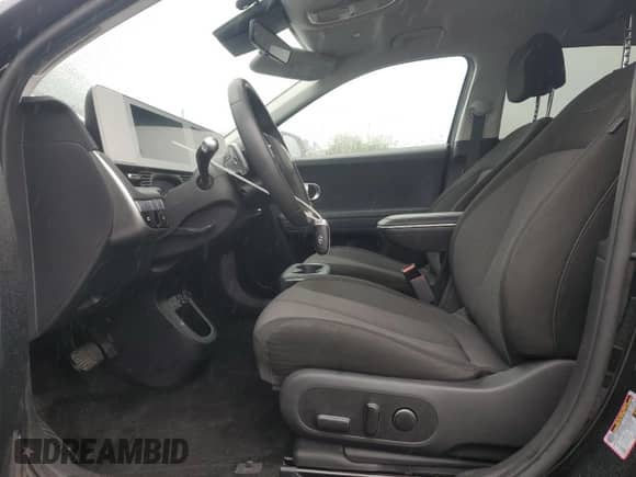 2024 Hyundai Ioniq 5 SE с VIN KM8KMDDF0RU334159, выставлен на аукционе Copart как лот 69463955 с пробегом 17 873 миль миль и Списание • Salvage title. История ставок и продаж доступна на DreamBid. Изображение 7.