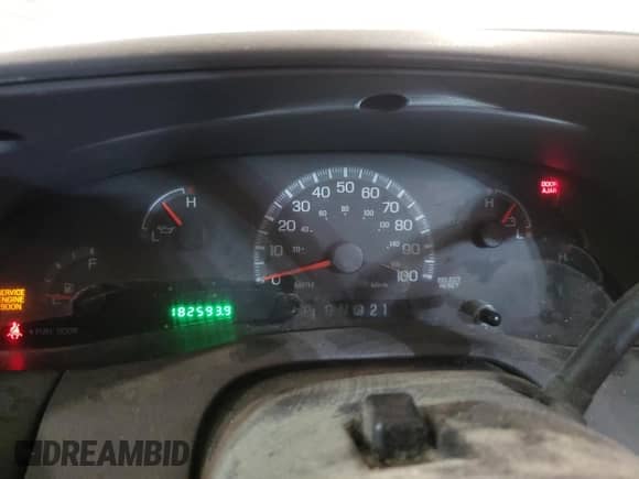 2002 Ford F-150 XL z VIN 1FTRF18W72KB04366, wystawiony jako Copart lot #54933503 z przebiegiem 182 593 mil mil oraz Nie do naprawy • Non repairable. Historia ofert i sprzedaży dostępna na DreamBid. Obrazek 9.