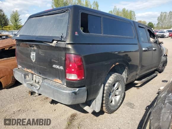 2013 Ram 1500 Express z VIN 1C6RR7FT0DS691703, wystawiony jako Copart lot #80223355 z przebiegiem Nie podano mil oraz Nie do naprawy • Non repairable. Historia ofert i sprzedaży dostępna na DreamBid. Obrazek 3.