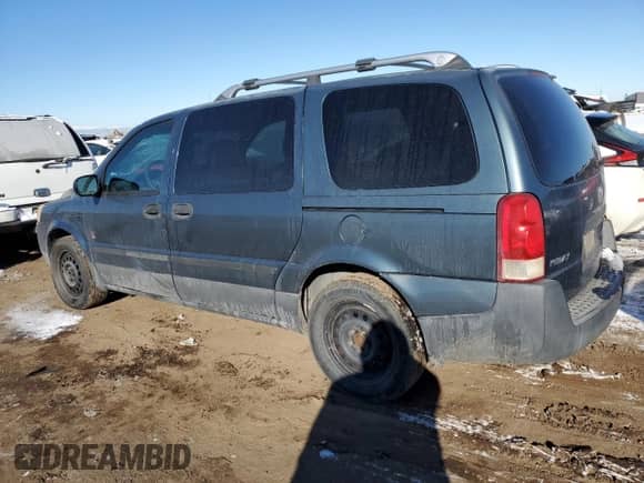 2005 Saturn Relay 2 with VIN 5GZDV03L25D239587, listed as a Copart auction lot 87667665 with 195,711 mi miles and Salvage title. Bid and sale history available at DreamBid. Image 2.