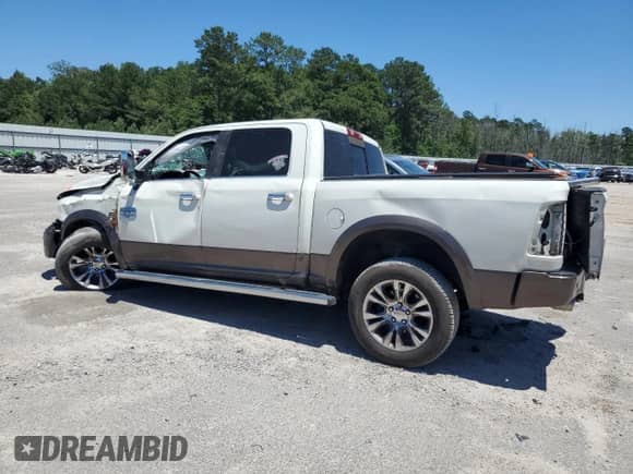 2018 Ram 1500 Longhorn z VIN 1C6RR7PM1JS225460, wystawiony jako Copart lot #57751845 z przebiegiem 77 778 mil mil oraz Szkoda całkowita • Salvage title. Historia ofert i sprzedaży dostępna na DreamBid. Obrazek 2.
