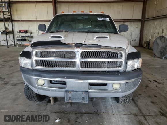 2000 Dodge 2500 with VIN 3B7KF23Z2YG101657, listed as a Copart auction lot 65680035 with Not provided miles and Clean title. Bid and sale history available at DreamBid. Image 5.