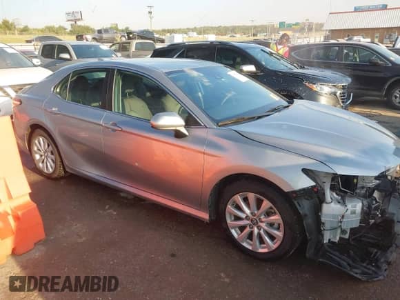 2019 Toyota Camry SE z VIN 4T1B11HK2KU693548, wystawiony jako IAAI lot #43352154 z przebiegiem 64 472 mil mil oraz . Historia ofert i sprzedaży dostępna na DreamBid. Obrazek 14.