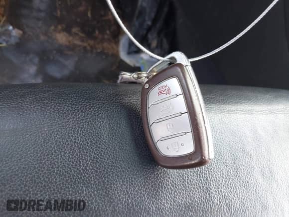 2017 Hyundai Sonata Sport с VIN 5NPE34AF5HH548727, выставлен на аукционе IAAI как лот 43430874 с пробегом 118 602 миль миль и . История ставок и продаж доступна на DreamBid. Изображение 11.